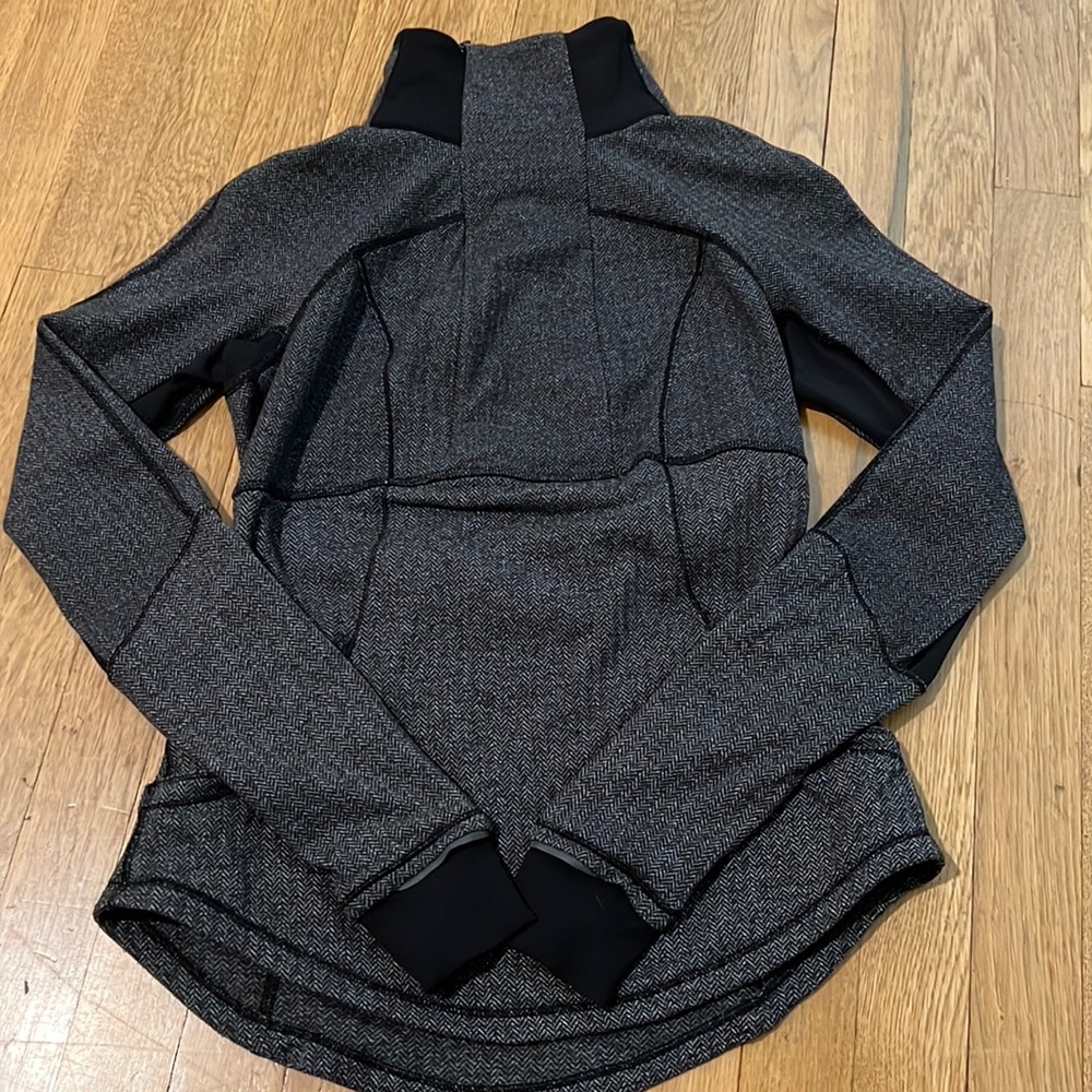 Lululemon cold weather Running top